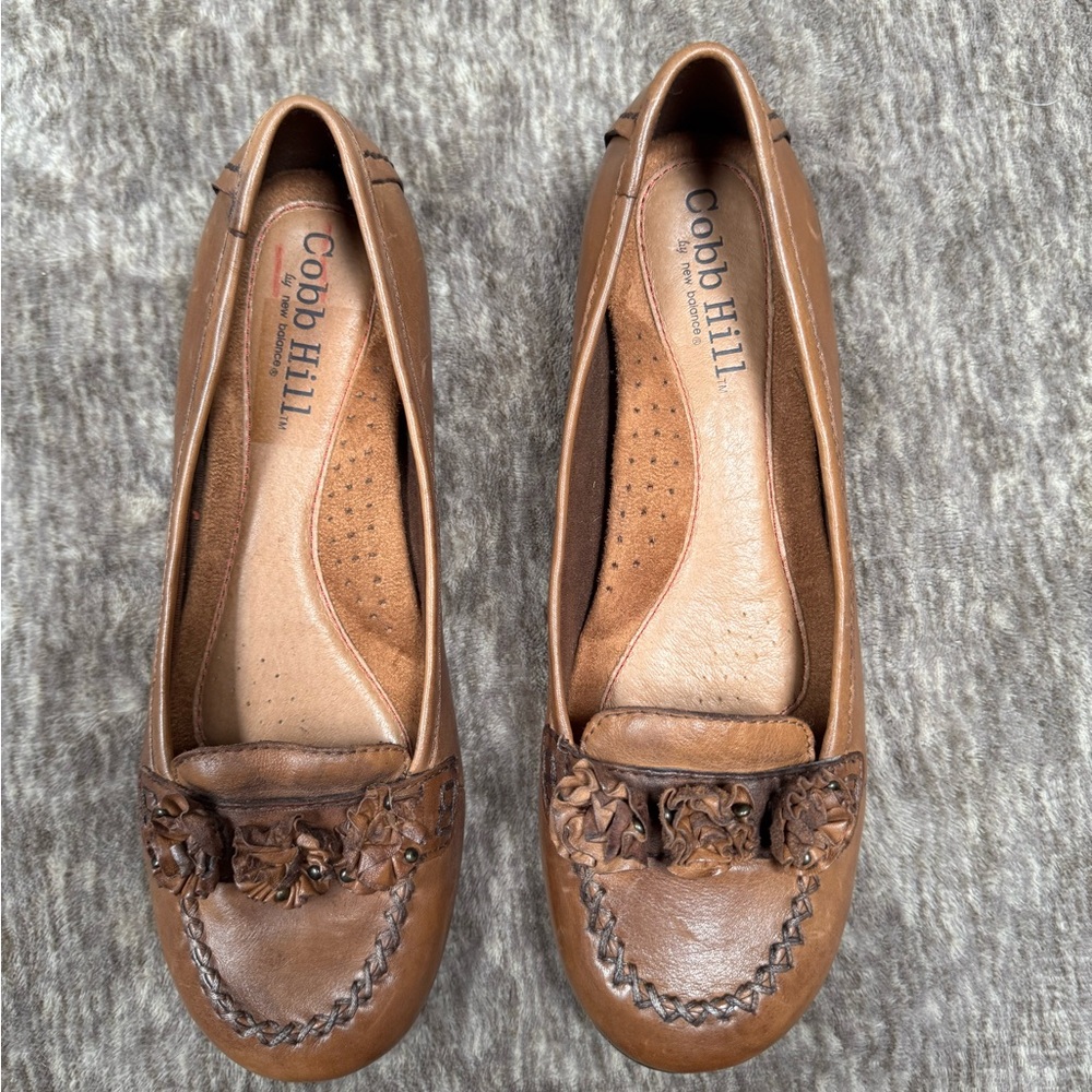 Cobb Hill by New Balance Women's Tan Floral Loafers